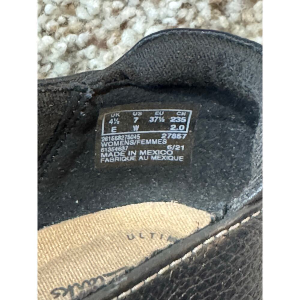 CLARKS Collection, black leather loafers, size 7 Wide - Picture 8 of 10